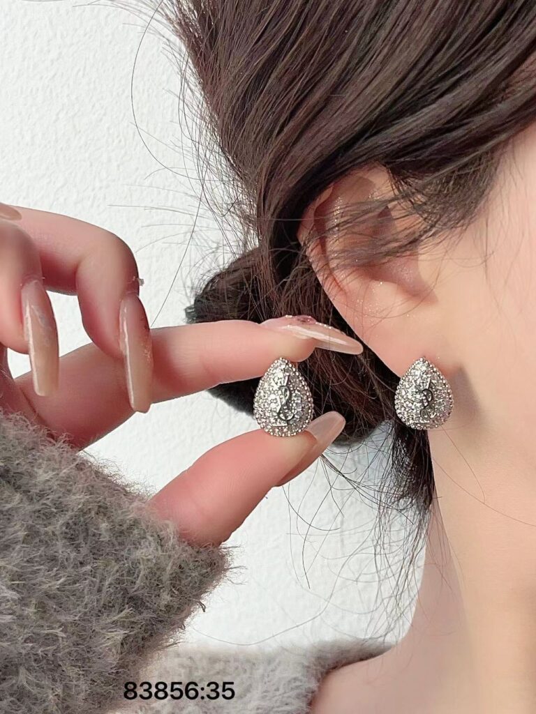 ジュエリータイムムラタ ノベルティ 販促グッズ 記念品 村田産業 ノベルティ 社章 オーダーメイド バッジ アクセサリー 名札 バッジ制作 豊橋 岩田 ねじ KN村田産業 くぎとねじの製造 球磨郡 村田産業 ノベルティ 社章 オーダーメイド バッジ アクセサリー 名札 KN村田 バッジ制作 豊橋 岩田 ゴルフグッズ USB ネクタイピン 村田産業株式会社 社章・バッジ・アクセサリー 看板 野田て看板 村田産業 ノベルティ 社章 オーダーメイド バッジ アクセサリー 名札 KN村田 バッジ制作 豊橋 岩田 ゴルフグッズ USB ネクタイピン ウエストポーチ ねじ KN村田産業 くぎとねじの製造 球磨郡 社章の村田 ネクタイピン 壁掛け時計 看板製作の村田産業 Tシャツ製造の村田産業 村田の時計 ジュエリータイムムラタ ジュエリームラタ ジュエリー村田 村田の腕時計 村田時計店 村田宝飾