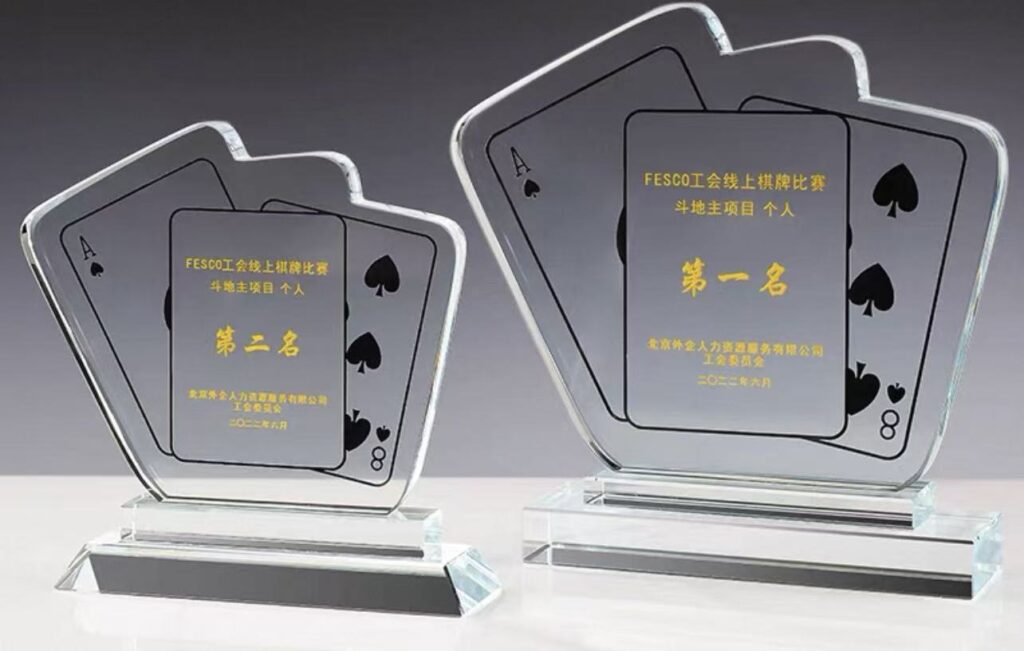 トロフィー trophy 勲章 ネクタイピンオリジナル 刻印デザイン 刻印ネクタイピン 村田産業 オリジナルピン オリジナルタイピン タイピン刻印 タイピンオリジナル ムラタのオリジナルタイピン 卒業記念ネクタイピン 成人式オリジナル 社内用ネクタイピン